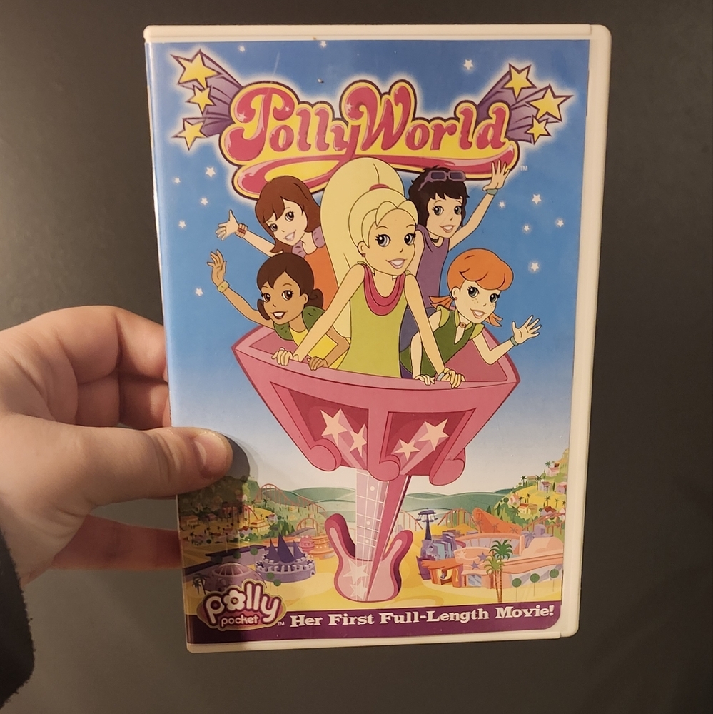Polly pocket polly world the first full-length movie! DVD 2006